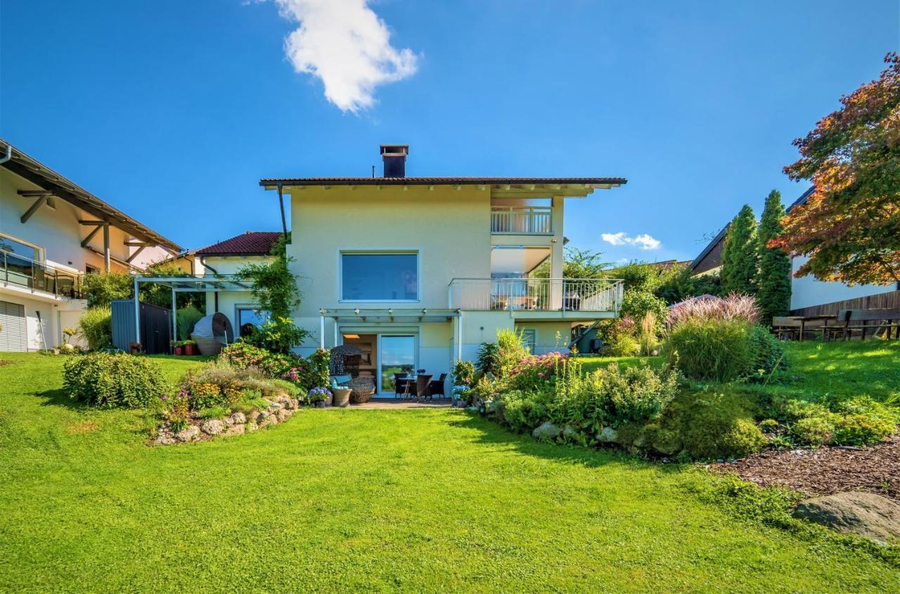 Haus Am Weinberg II Leilighet Seekirchen am Wallersee Eksteriør bilde