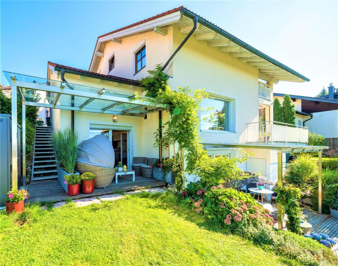 Haus Am Weinberg II Leilighet Seekirchen am Wallersee Eksteriør bilde