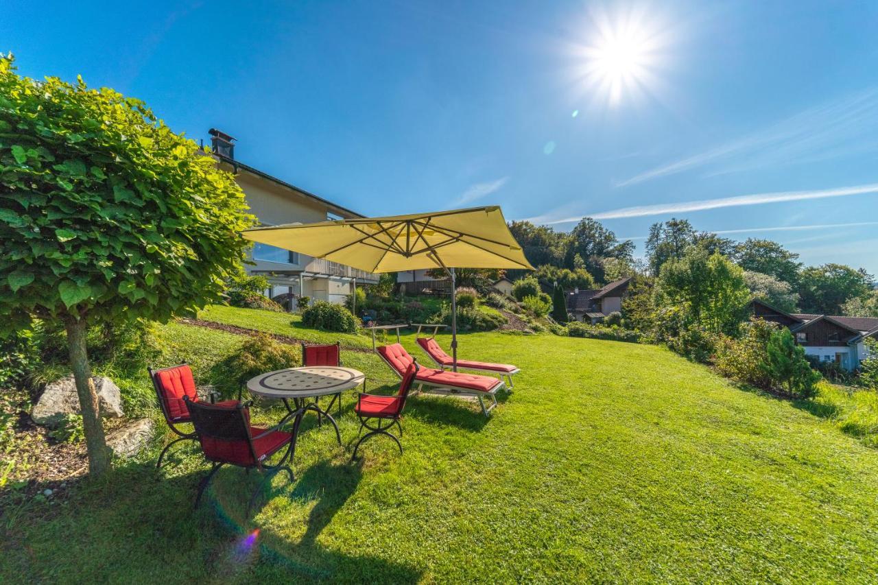 Haus Am Weinberg II Leilighet Seekirchen am Wallersee Eksteriør bilde