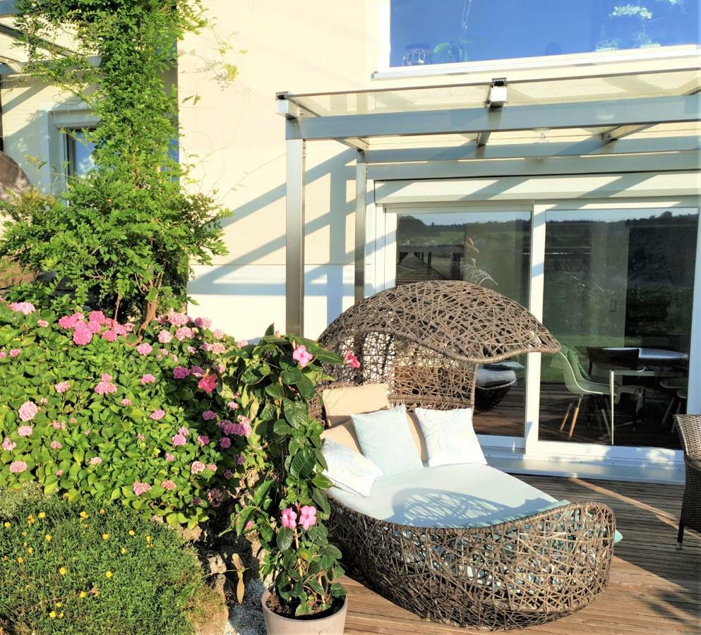 Haus Am Weinberg II Leilighet Seekirchen am Wallersee Eksteriør bilde
